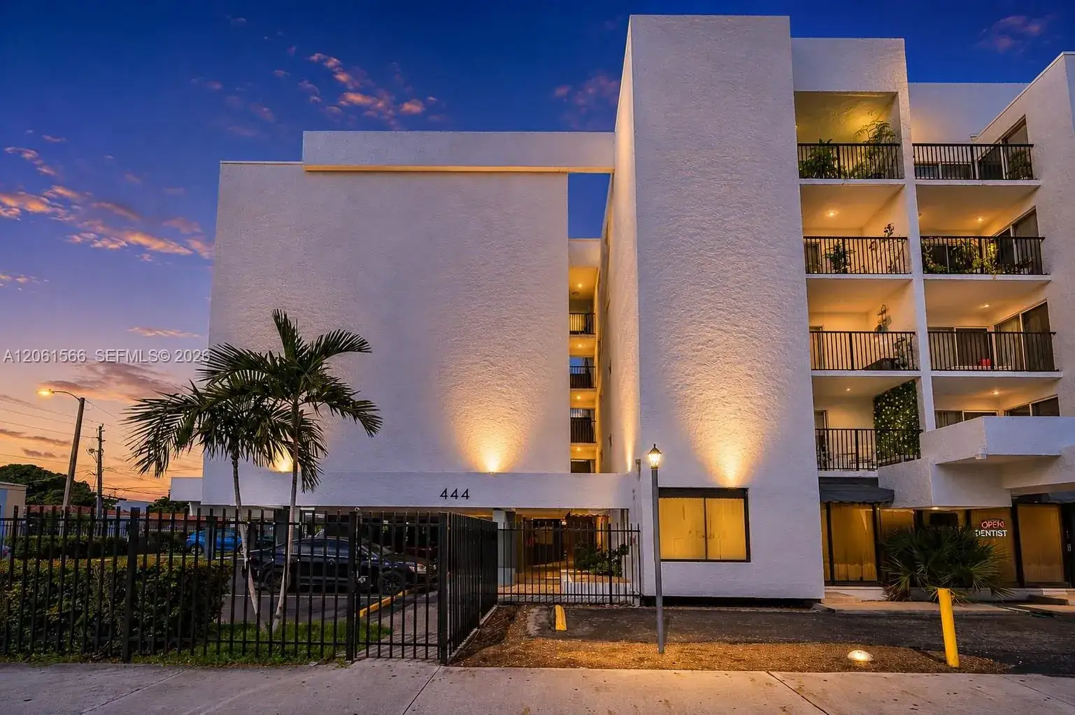 2 bedroom 1 bath Residential Lease for rent at 444 SW 27th Ave # 24, Miami FL 33135