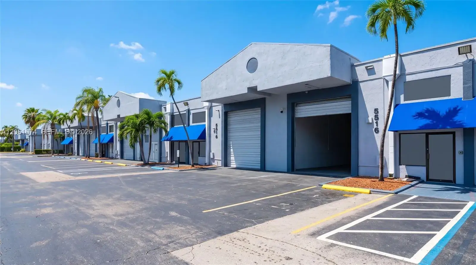 Commercial Sale for sale at 5516 NW 72nd Ave # 5516, Miami FL 33166