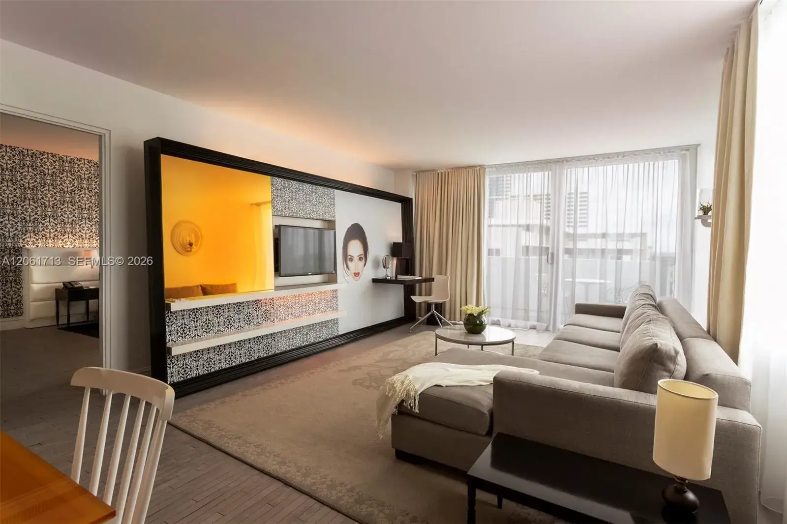 1 bedroom 1 bath Residential Lease for rent at 1100 West Ave # 627, Miami Beach FL 33139