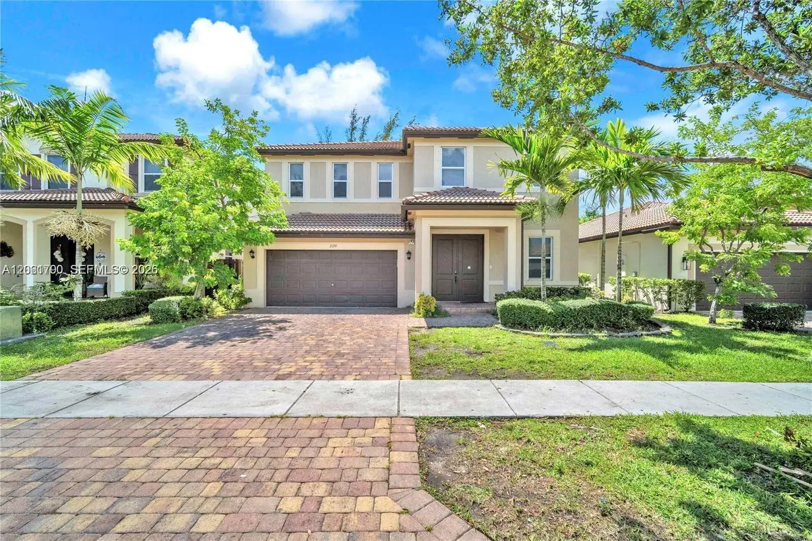 6 bedroom 4 bath Residential for sale at 2190 SE 2nd St, Homestead FL 33033