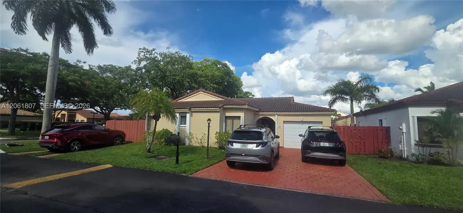 3 bedroom 2 bath Residential for sale at 509 SW 87th Pl, Miami FL 33174