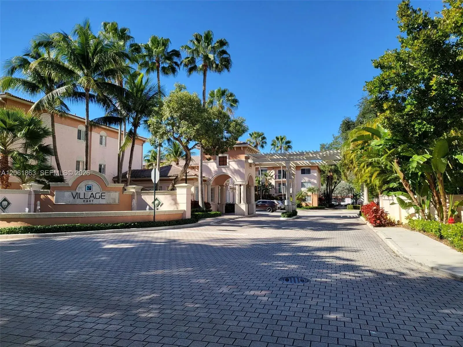 1 bedroom 1 bath Residential for sale at 2015 SE 10th Ave # 130, Fort Lauderdale FL 33316
