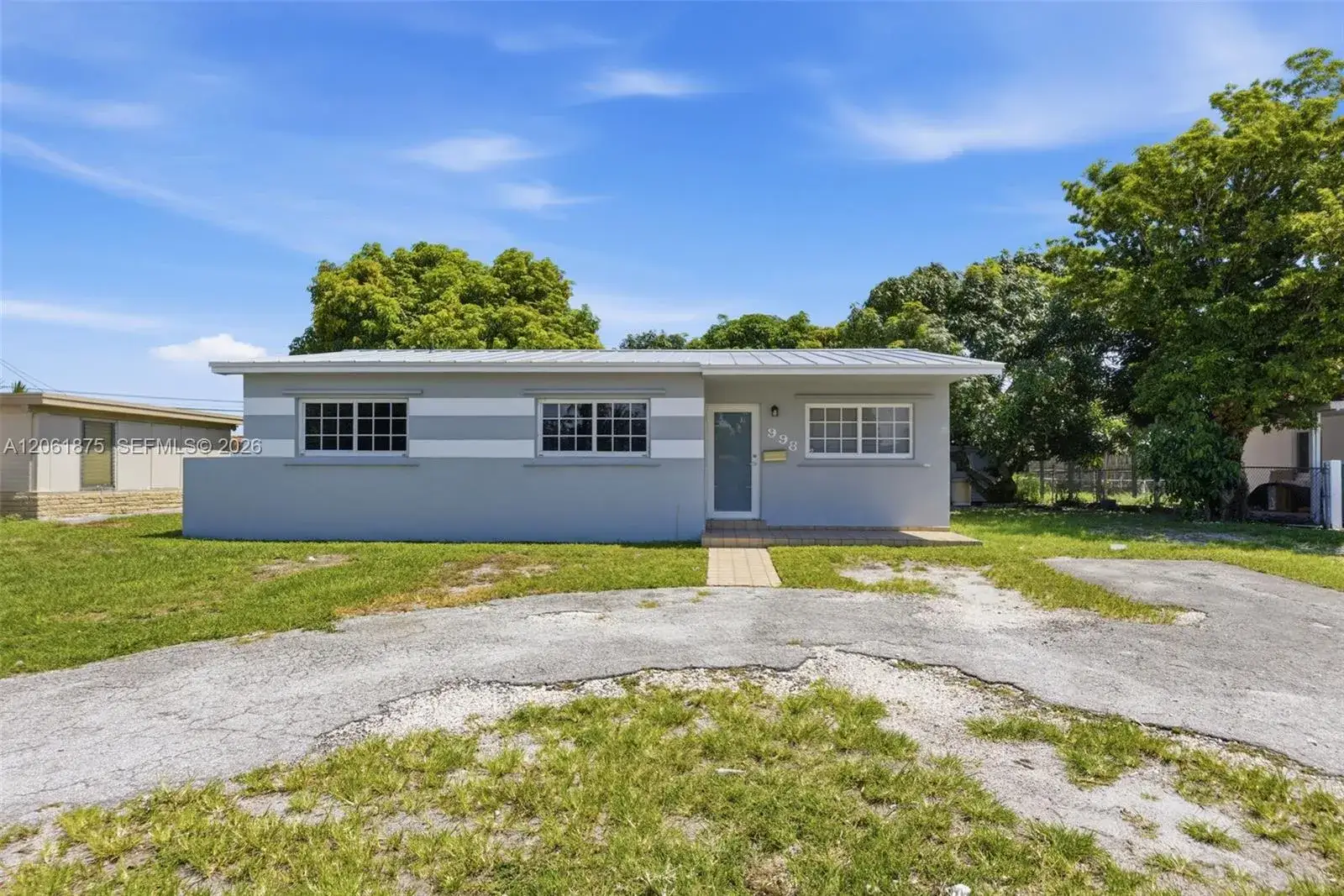 3 bedroom 1 bath Residential for sale at 998 W 68th St, Hialeah FL 33014