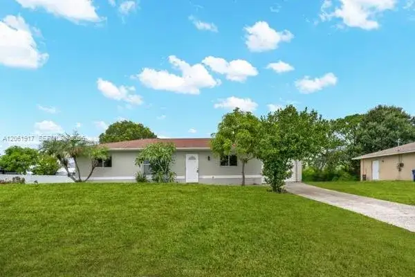 3 bedroom 2 bath Residential for sale at 909 SALLY AVE NE, Lehigh Acres FL 33971