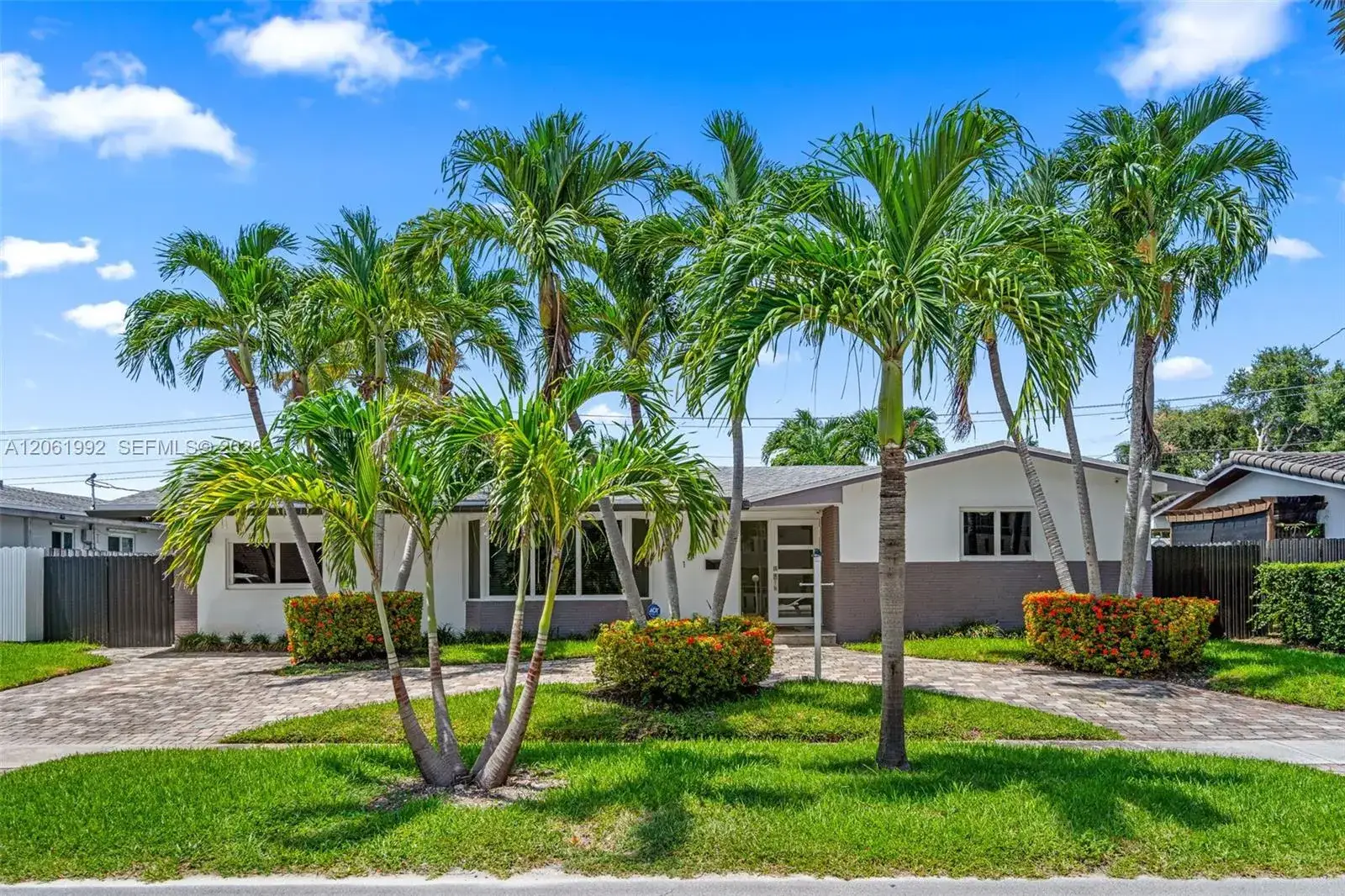 1871 NE 186th St, North Miami Beach FL 33179