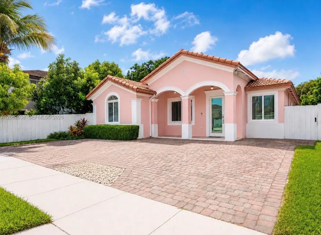4 bedroom 2 bath Residential for sale at 24044 SW 109th Path, Homestead FL 33032