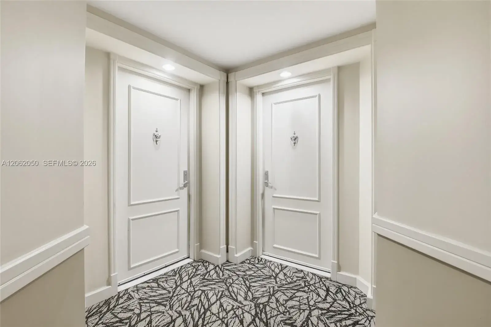 2 bedroom 2 bath Residential for sale at 701 Brickell Key Blvd # 610, Miami FL 33131