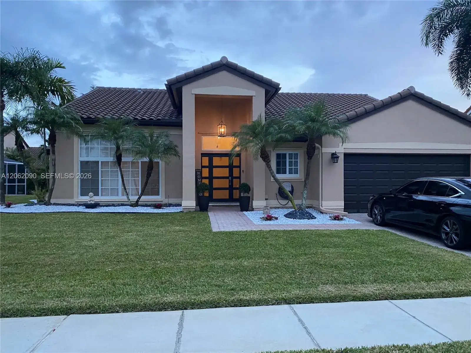 4 bedroom 2 bath Residential for sale at 19334 NW 12th St, Pembroke Pines FL 33029