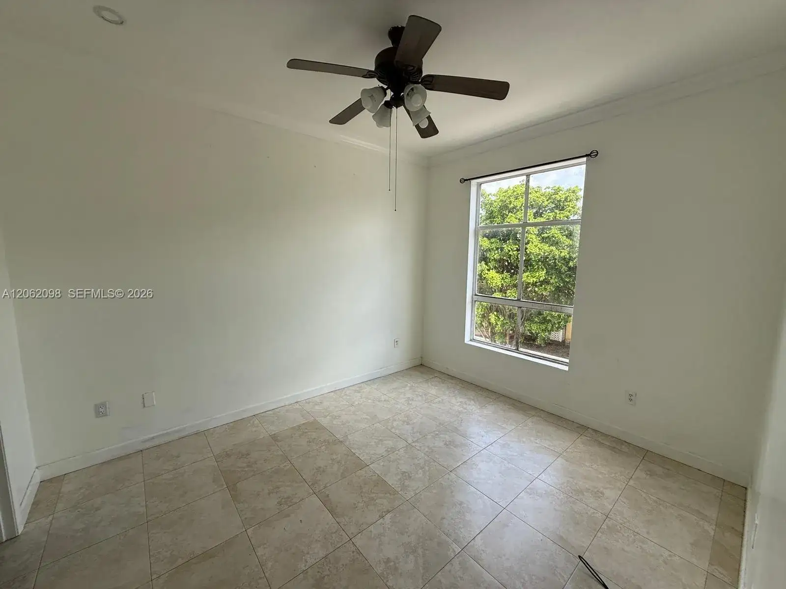 2 bedroom 2 bath Residential Lease for rent at 7420 W 20th Ave # 355, Hialeah FL 33016