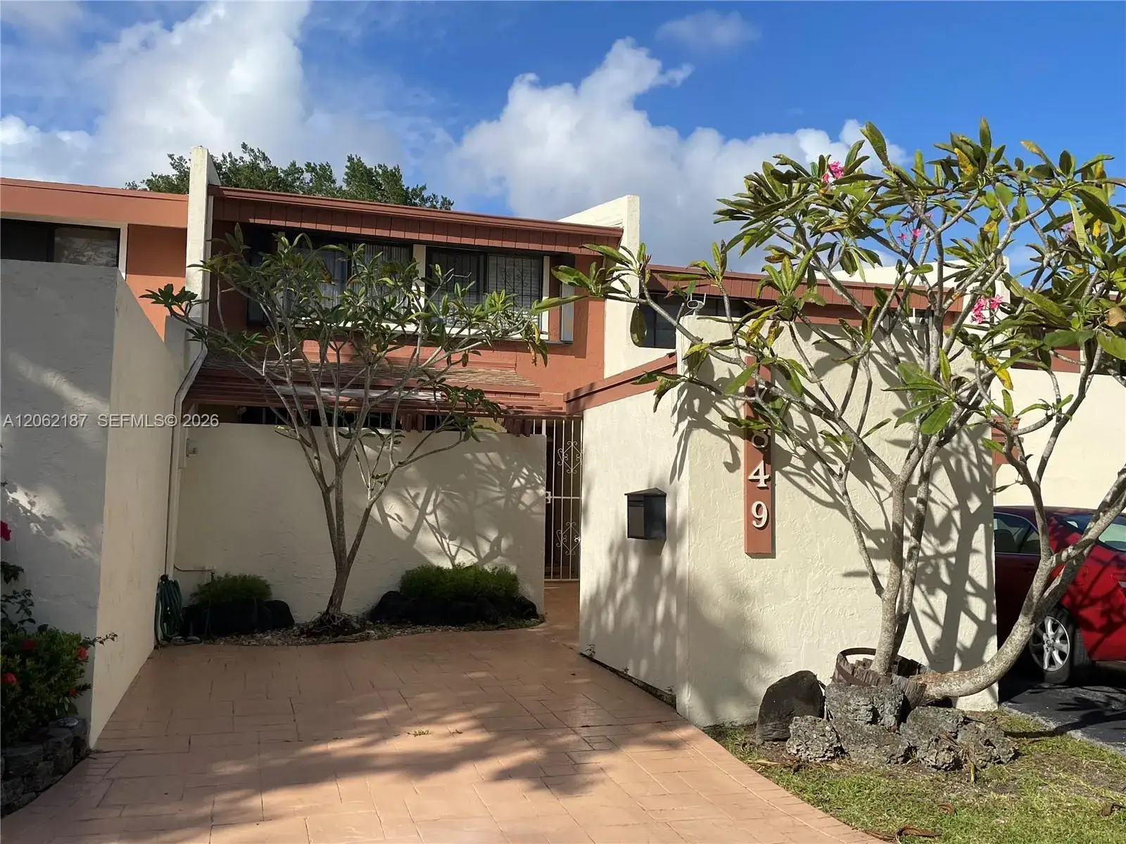 3 bedroom 2 bath Residential for sale at 7849 SW 106th Cir # 7849, Miami FL 33173