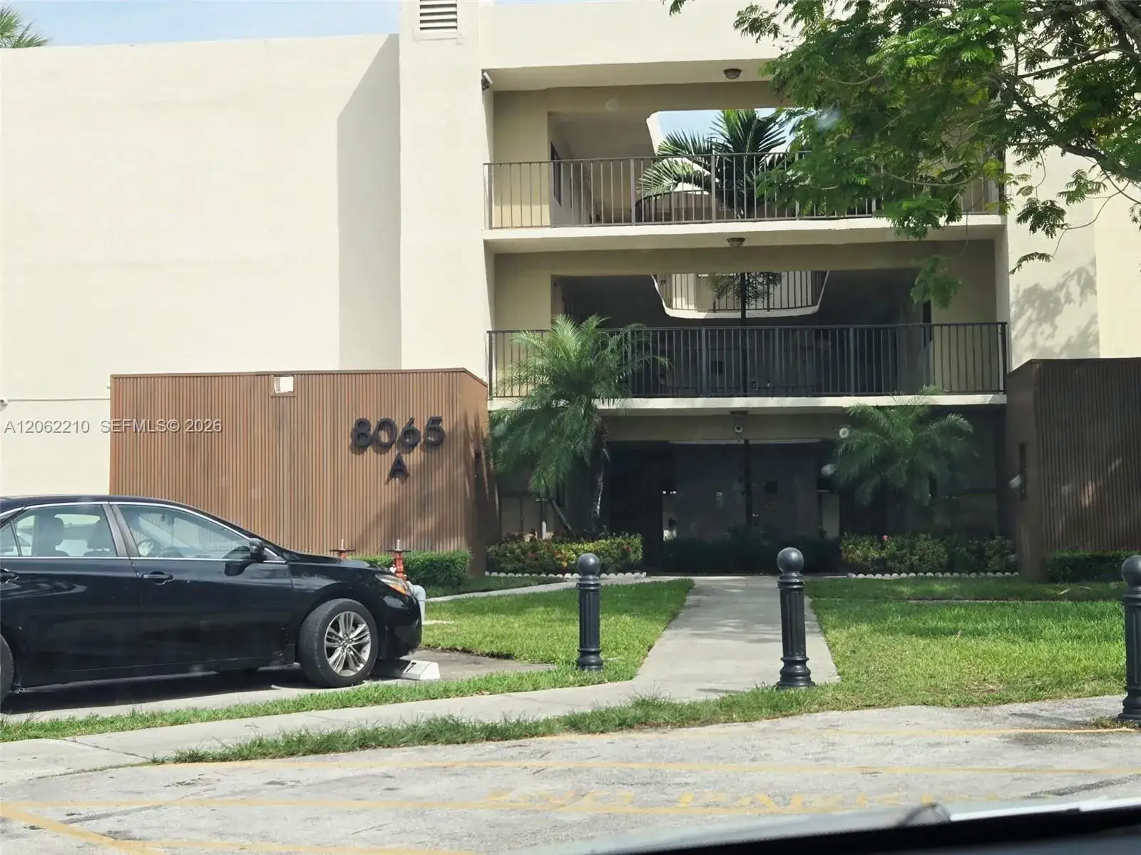 2 bedroom 2 bath Residential for sale at 8065 SW 107th Ave # 301, Miami FL 33173