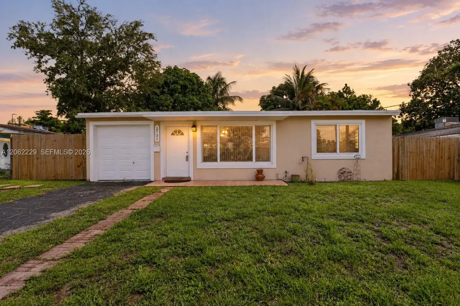 2 bedroom 1 bath Residential for sale at 2731 Bruce Ter, Hollywood FL 33020