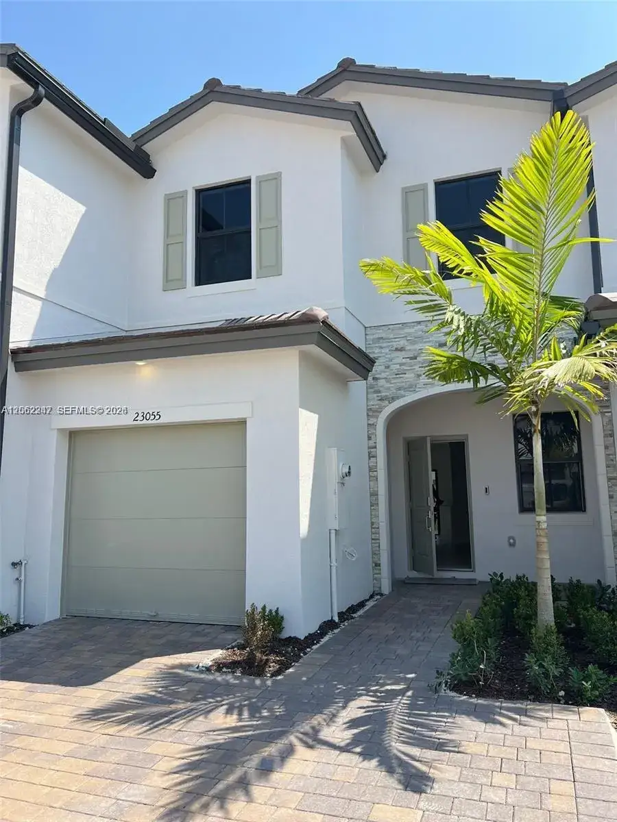 3 bedroom 2 bath Residential Lease for rent at 23055 SW 129th Ct, Miami FL 33170