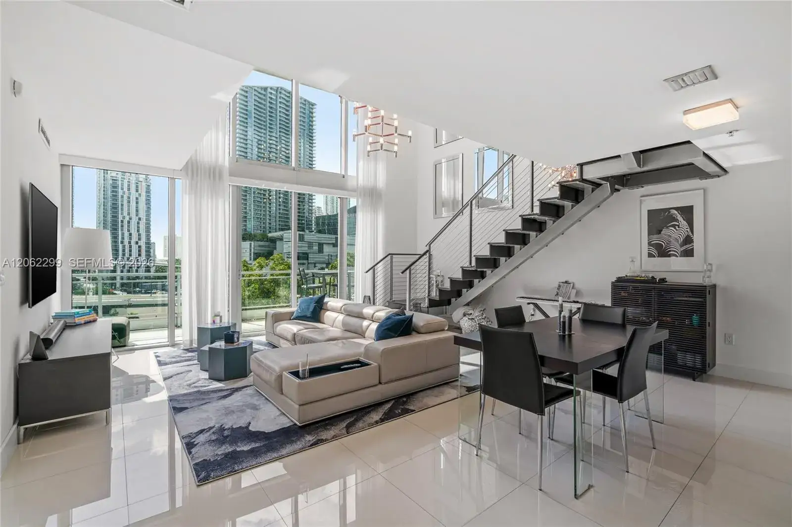 3 bedroom 3 bath Residential Lease for rent at 92 SW 3rd St # 708, Miami FL 33130