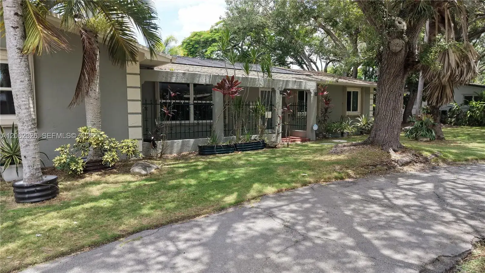 4 bedroom 2 bath Residential for sale at 8331 SW 156th St, Palmetto Bay FL 33157