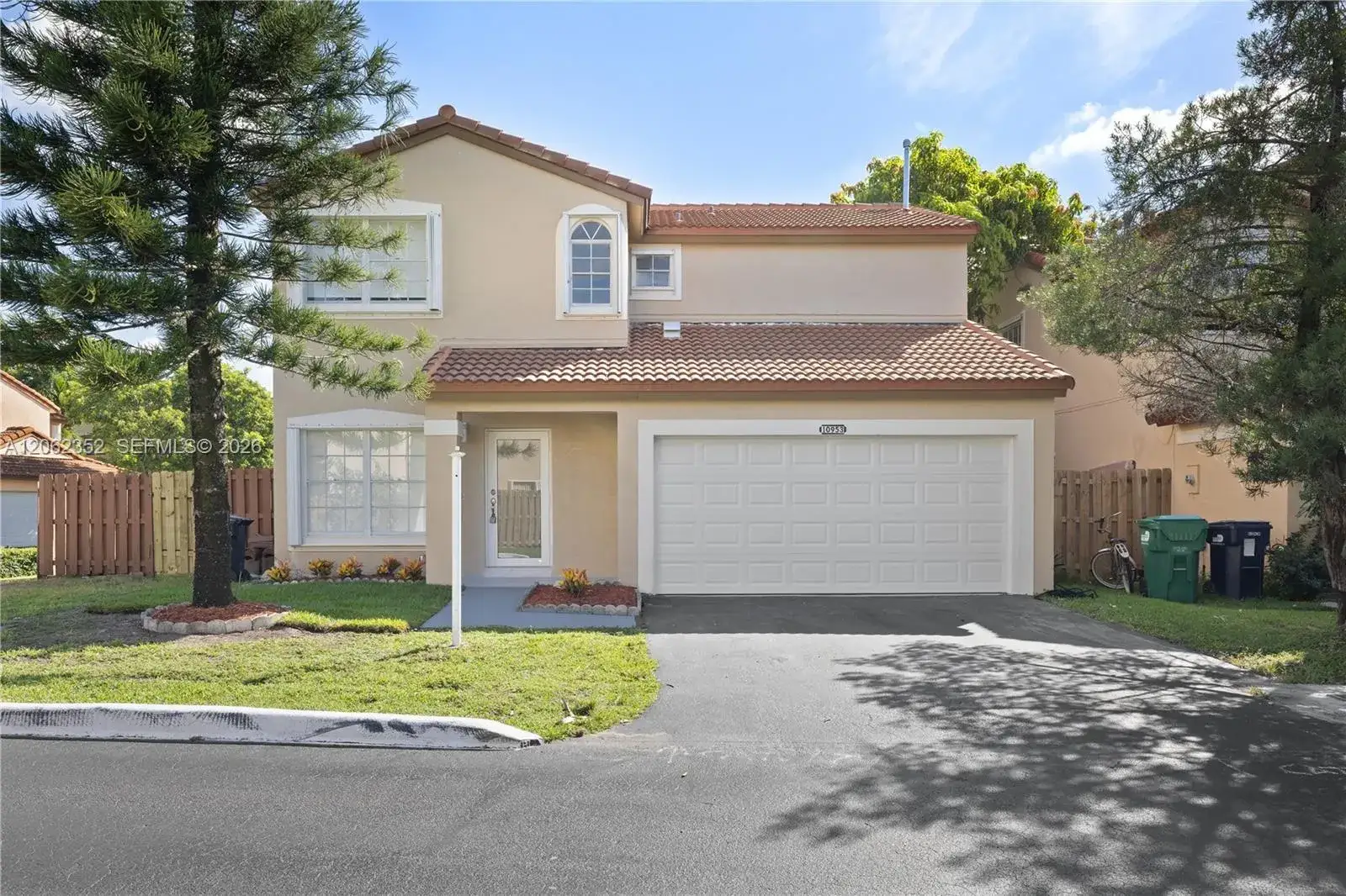 4 bedroom 2 bath Residential for sale at 10953 SW 151st Pl, Miami FL 33196