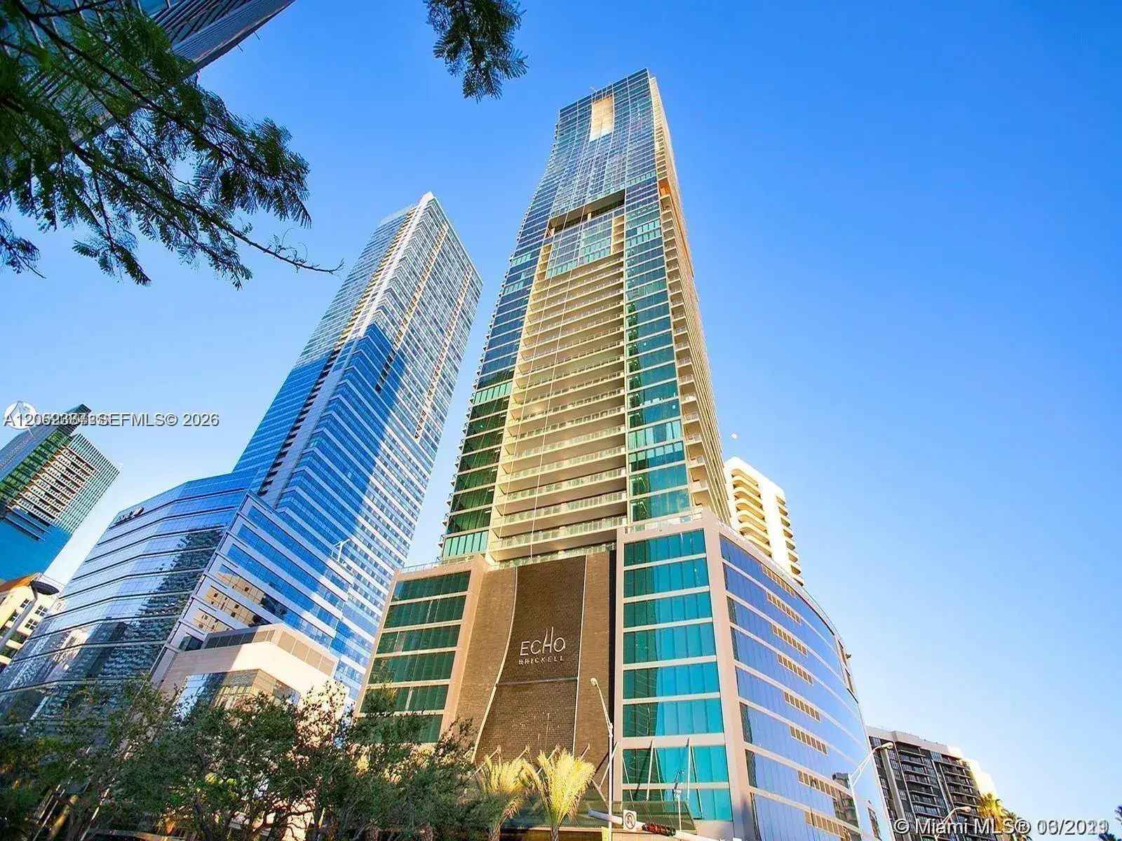 1 bedroom 1 bath Residential Lease for rent at 1451 Brickell Ave # 2506, Miami FL 33131