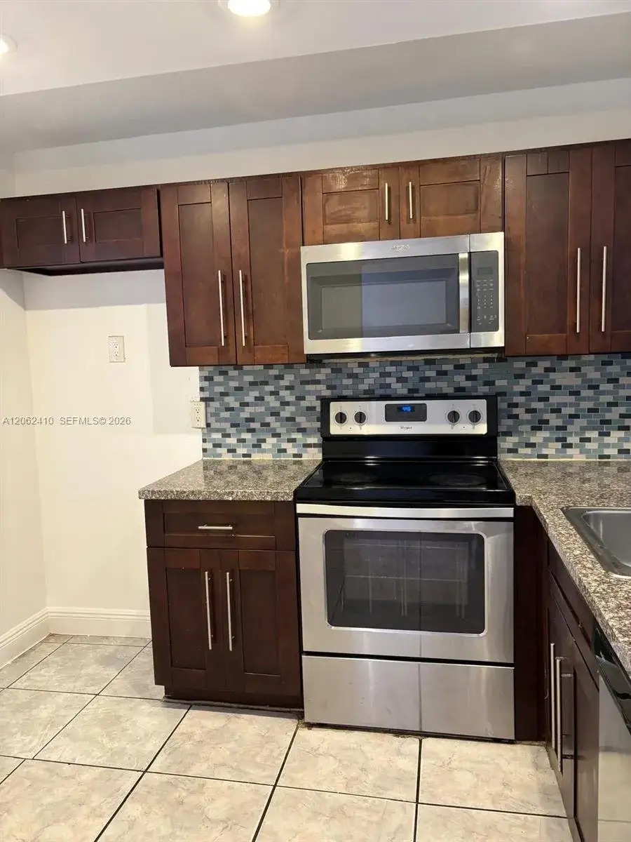 2 bedroom 2 bath Residential Lease for rent at 19851 SW 114th Ave # 207, Miami FL 33157