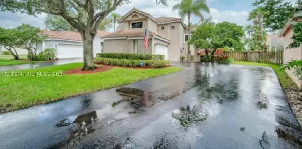 3 bedroom 2 bath Residential Lease for rent at 10157 NW 4th St # 1, Plantation FL 33324