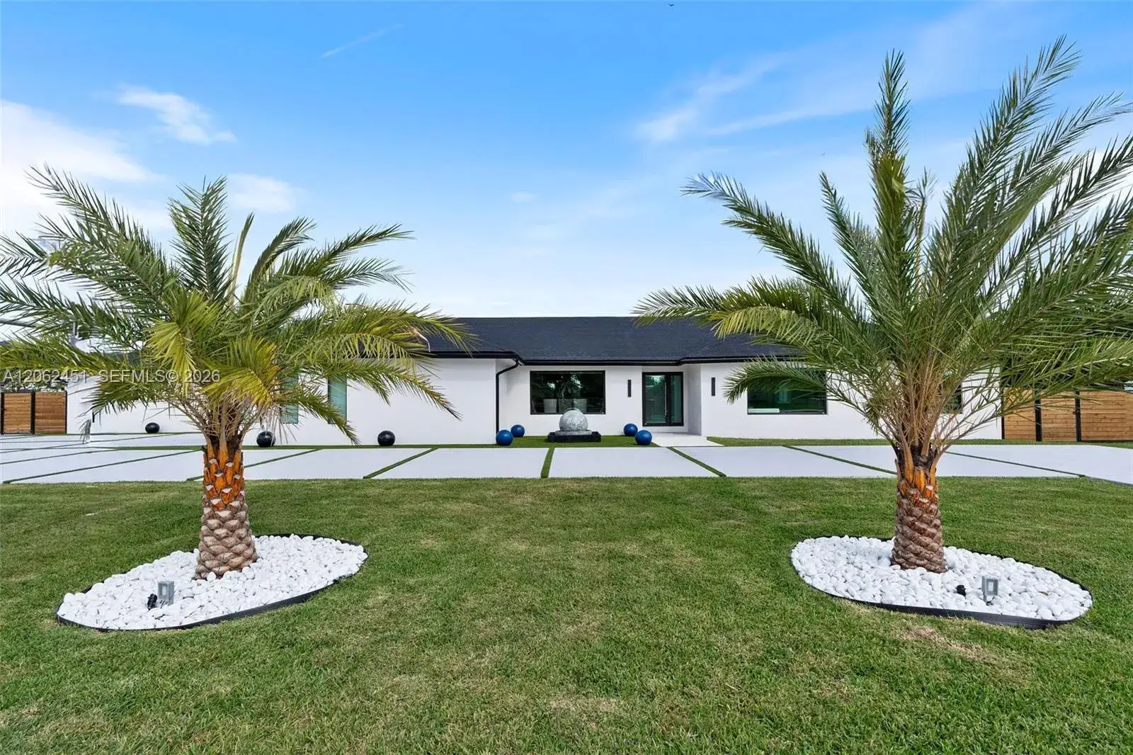 6 bedroom 4 bath Residential for sale at 12425 SW 226th St, Miami FL 33170