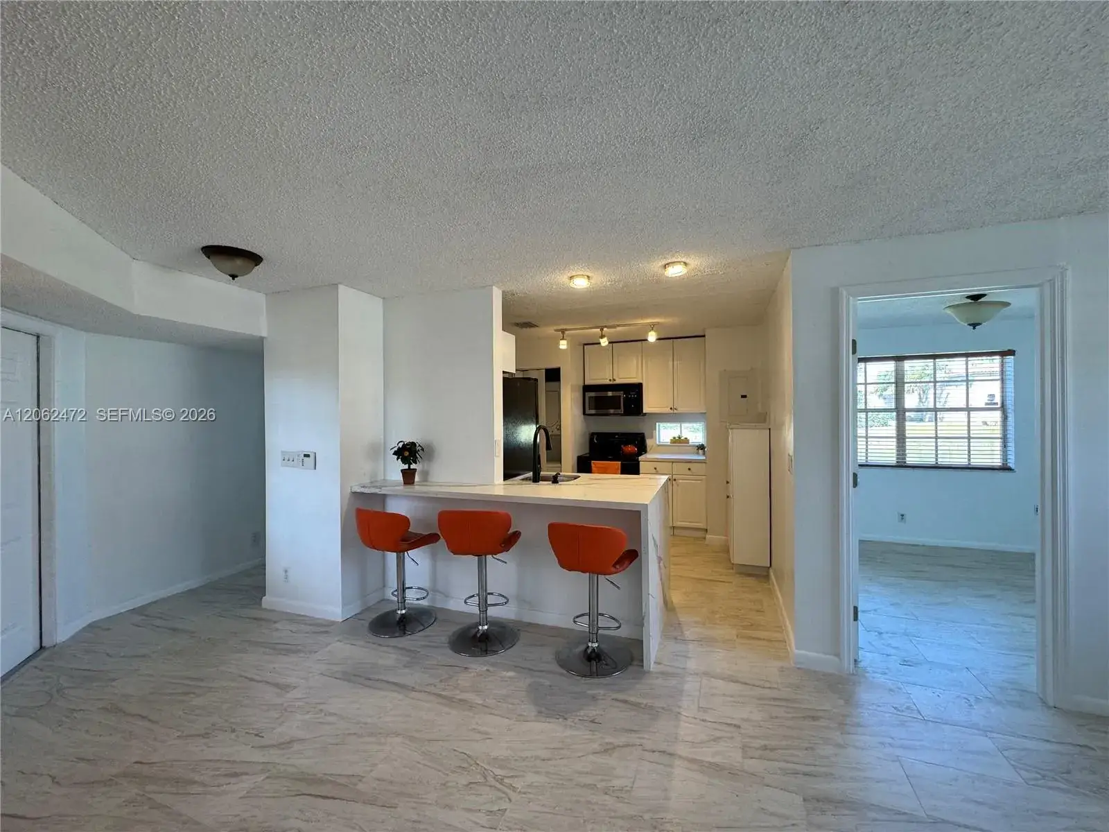 2 bedroom 2 bath Residential for sale at 8630 SW 3rd St # 101, Pembroke Pines FL 33025