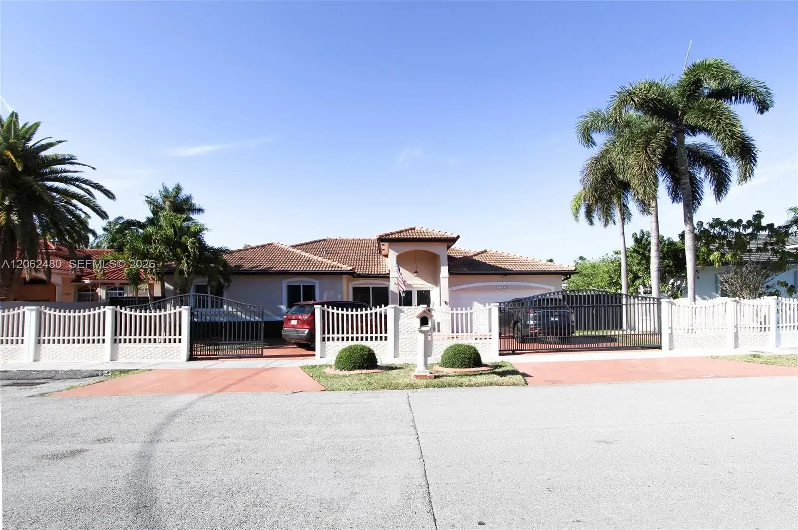 1 bedroom 1 bath Residential Lease for rent at 13797 SW 20th St, Miami FL 33175