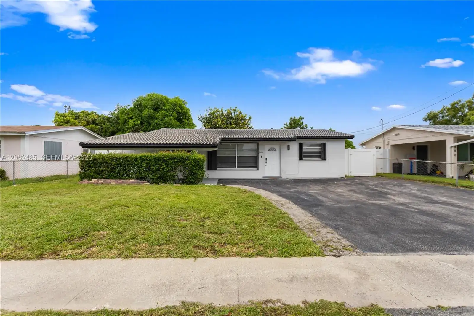 4 bedroom 2 bath Residential for sale at 1000 NW 23rd Ter, Pompano Beach FL 33069