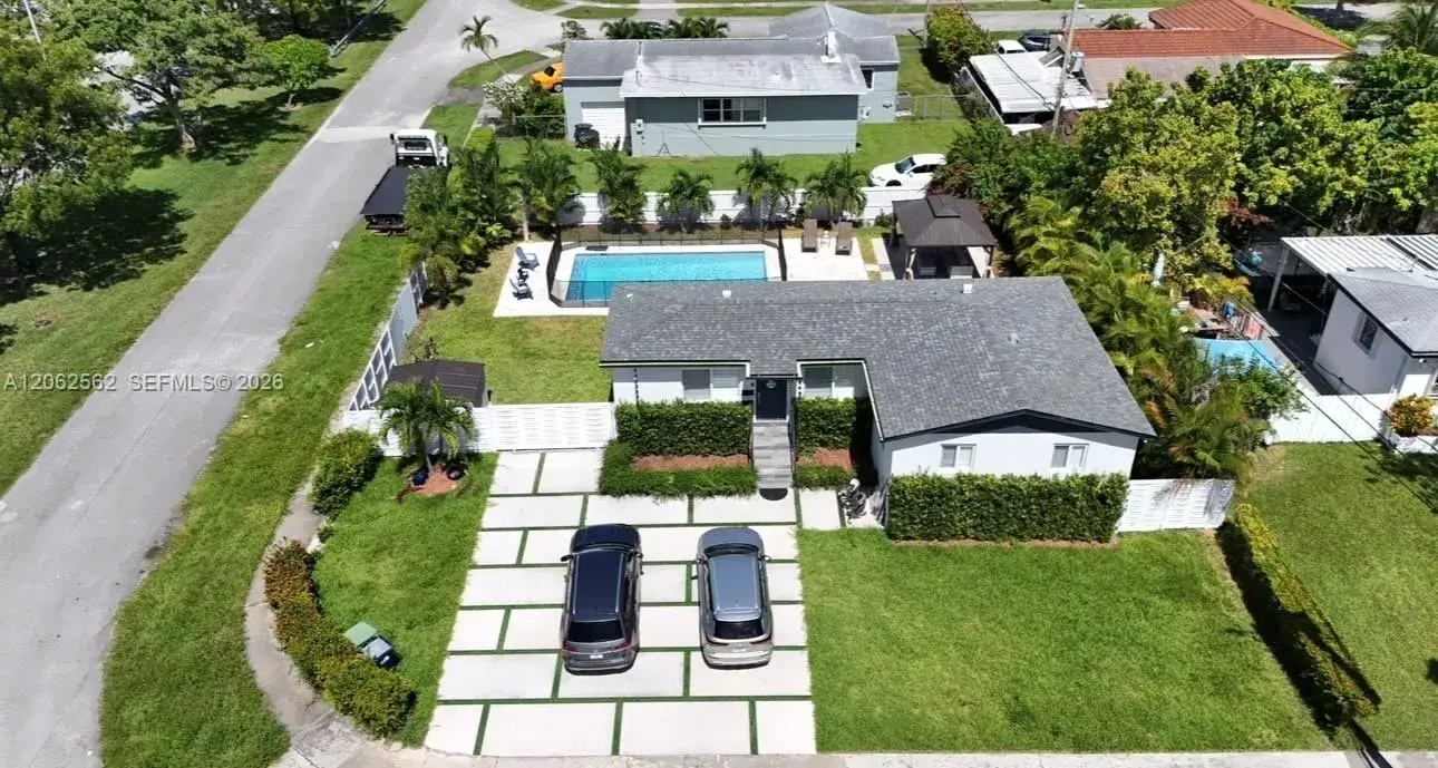 3 bedroom 2 bath Residential for sale at 2401 SW 83rd Ave, Miami FL 33155