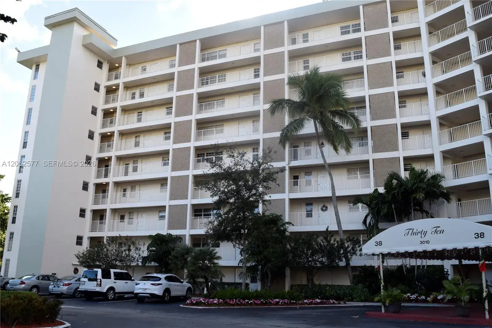 3 bedroom 2 bath Residential Lease for rent at 3010 N Course Dr # 712, Pompano Beach FL 33069