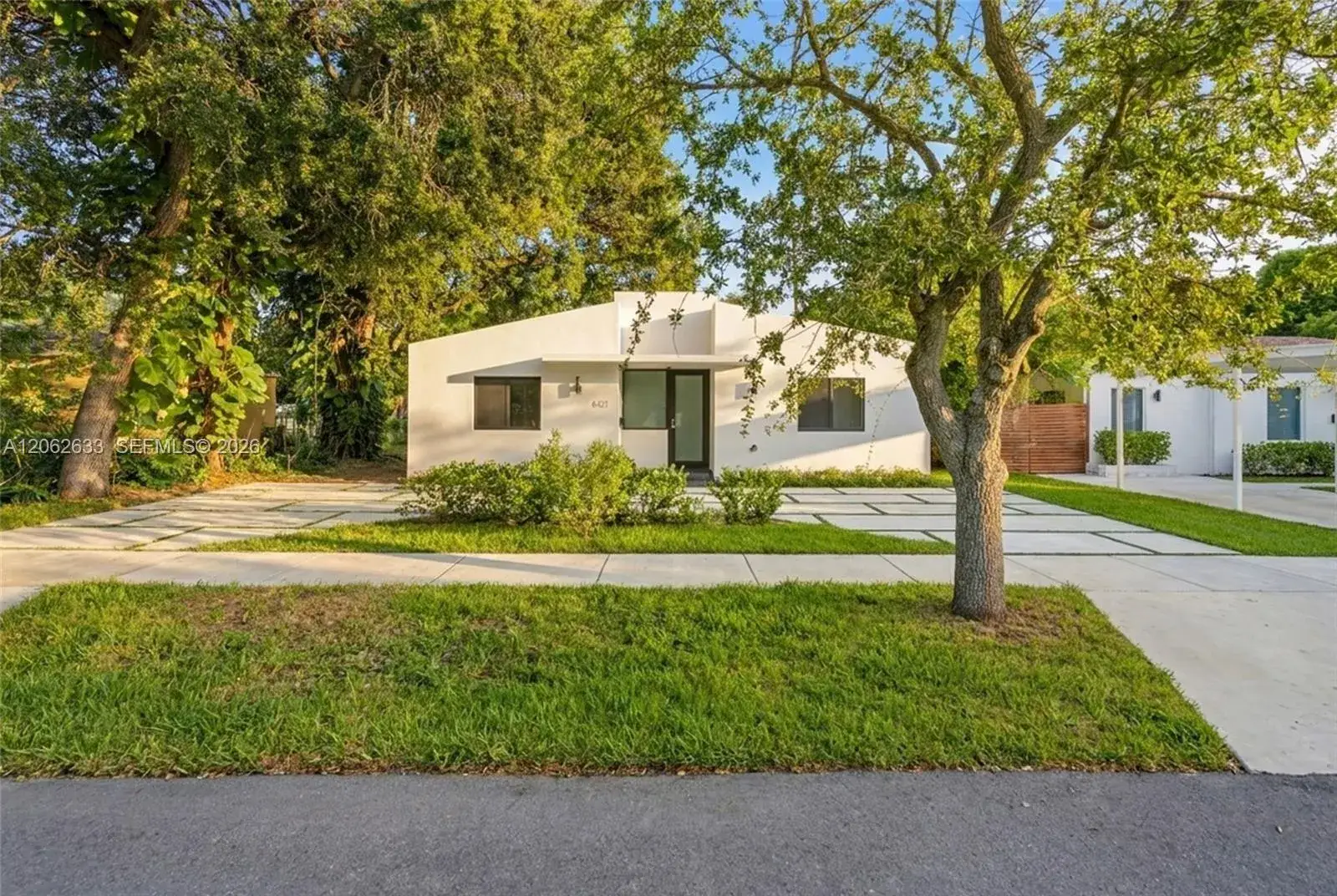 4 bedroom 3 bath Residential for sale at 6421 SW 59th Ave, South Miami FL 33143