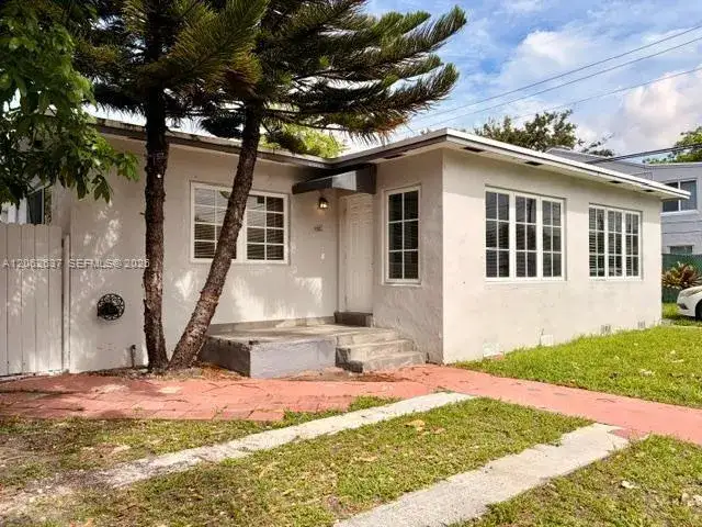 2 bedroom 1 bath Residential Lease for rent at 132 SW 20th Ave # 132, Miami FL 33135