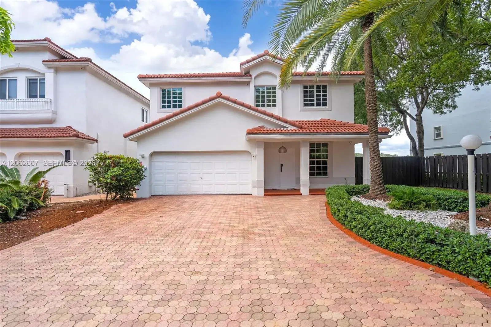 10867 NW 59th St, Doral FL 33178