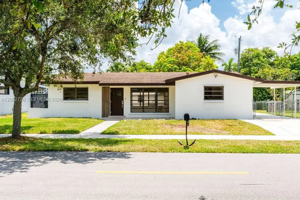 3 bedroom 2 bath Residential for sale at 19390 Whispering Pines Rd, Cutler Bay FL 33157