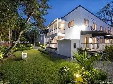1 bedroom 1 bath Residential Lease for rent at 3669 Poinciana Ave # 3B, Miami FL 33133