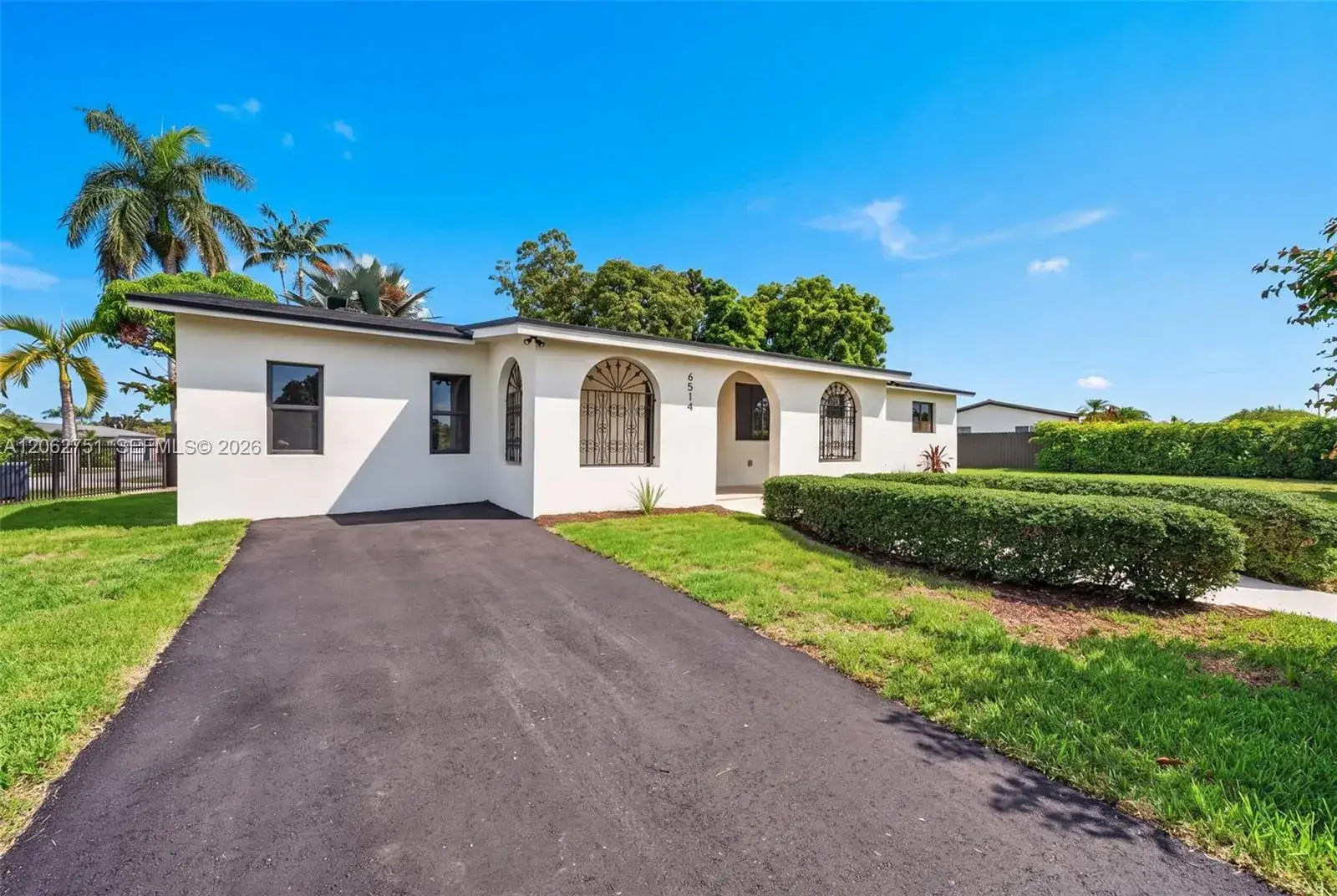 3 bedroom 2 bath Residential for sale at 6514 SW 107th Pl, Miami FL 33173
