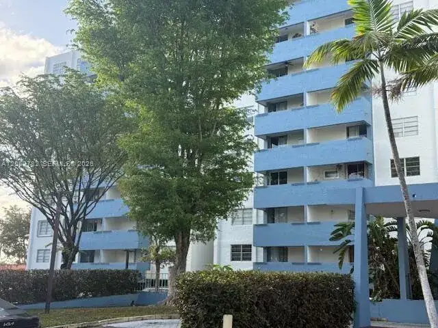 2 bedroom 2 bath Residential Lease for rent at 5050 NW 7th St, Miami FL 33126