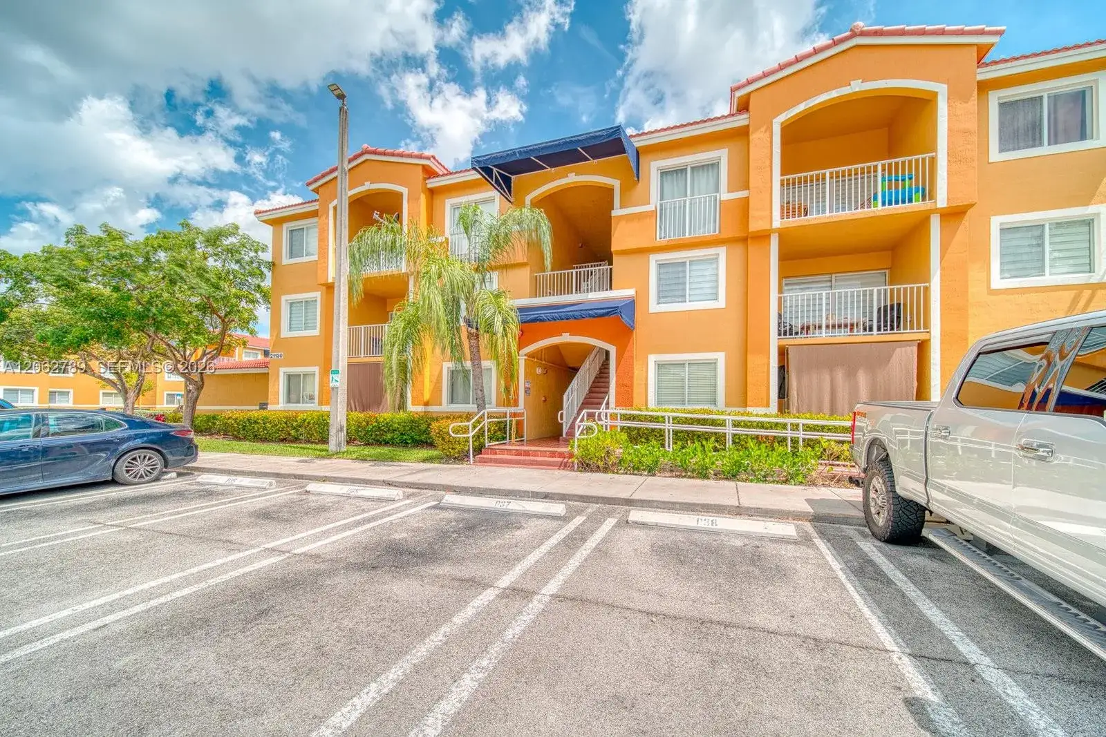 21130 SW 87th Ave # 304, Cutler Bay FL 33189