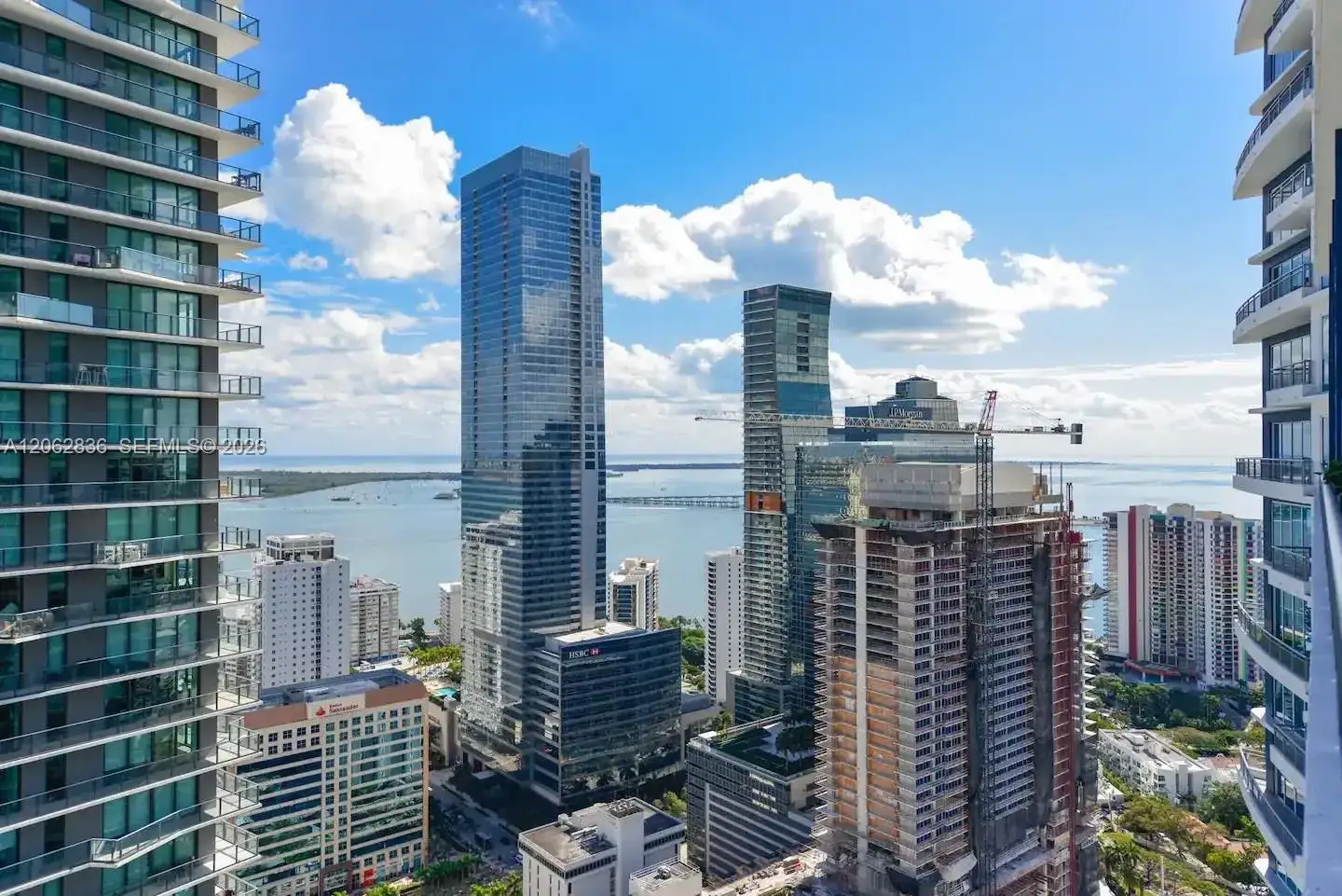 1 bedroom 1 bath Residential for sale at 60 SW 13th St # 3814, Miami FL 33130