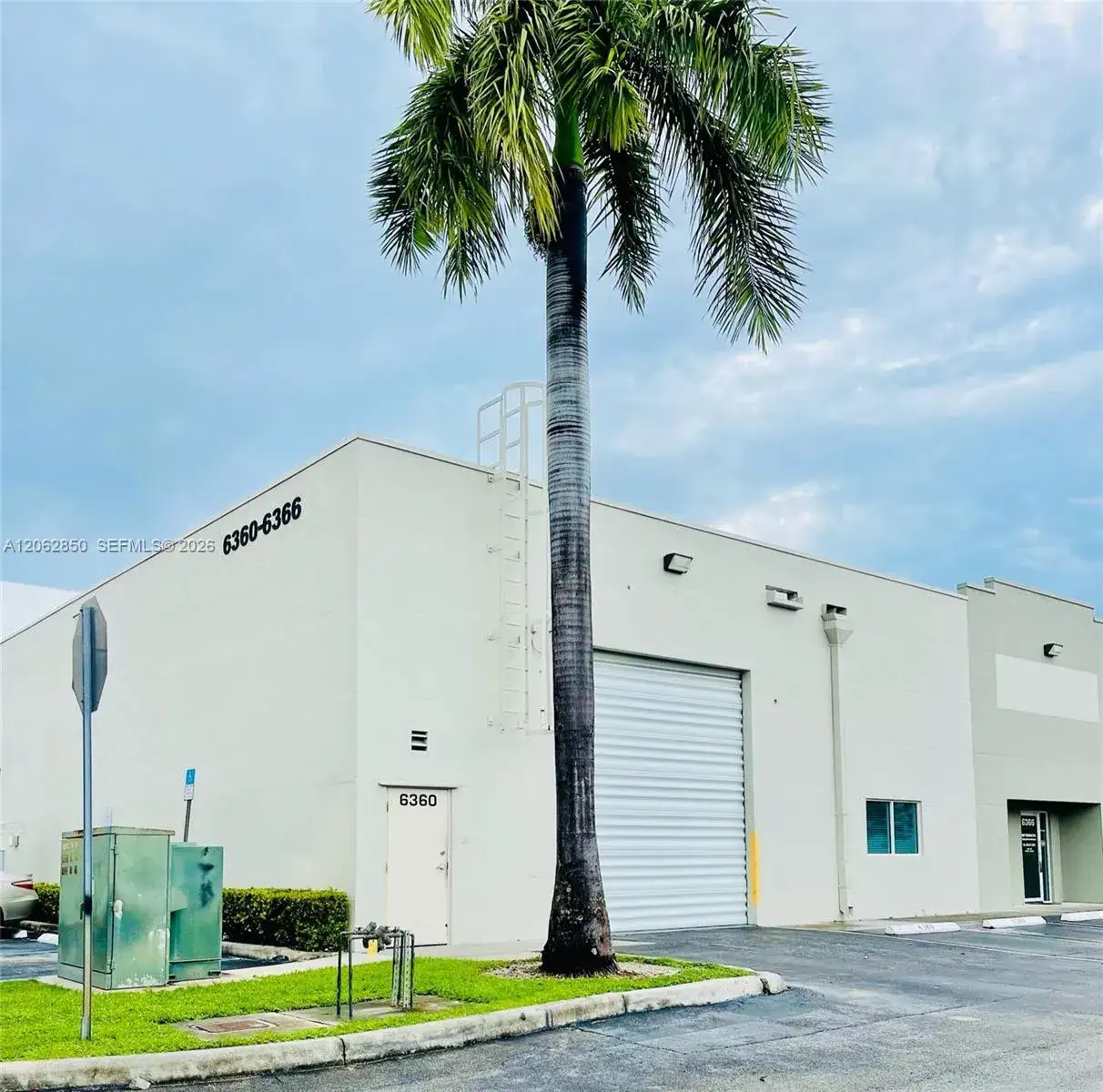 Commercial Sale for sale at 6360 NW 99th Ave, Doral FL 33178