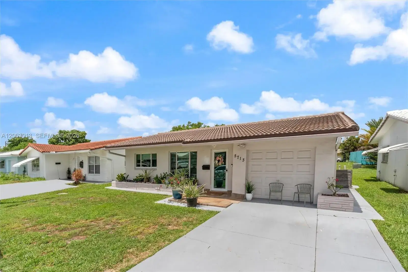 2 bedroom 1 bath Residential for sale at 5713 NW 87th Ave, Tamarac FL 33321