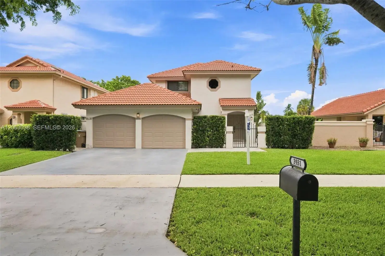 3931 NW 7th Pl, Deerfield Beach FL 33442