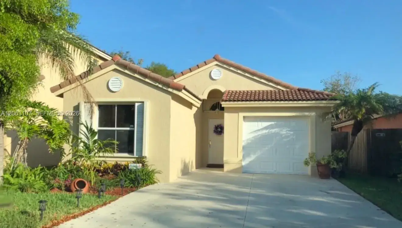 3 bedroom 2 bath Residential for sale at 2065 SE 14th St, Homestead FL 33035