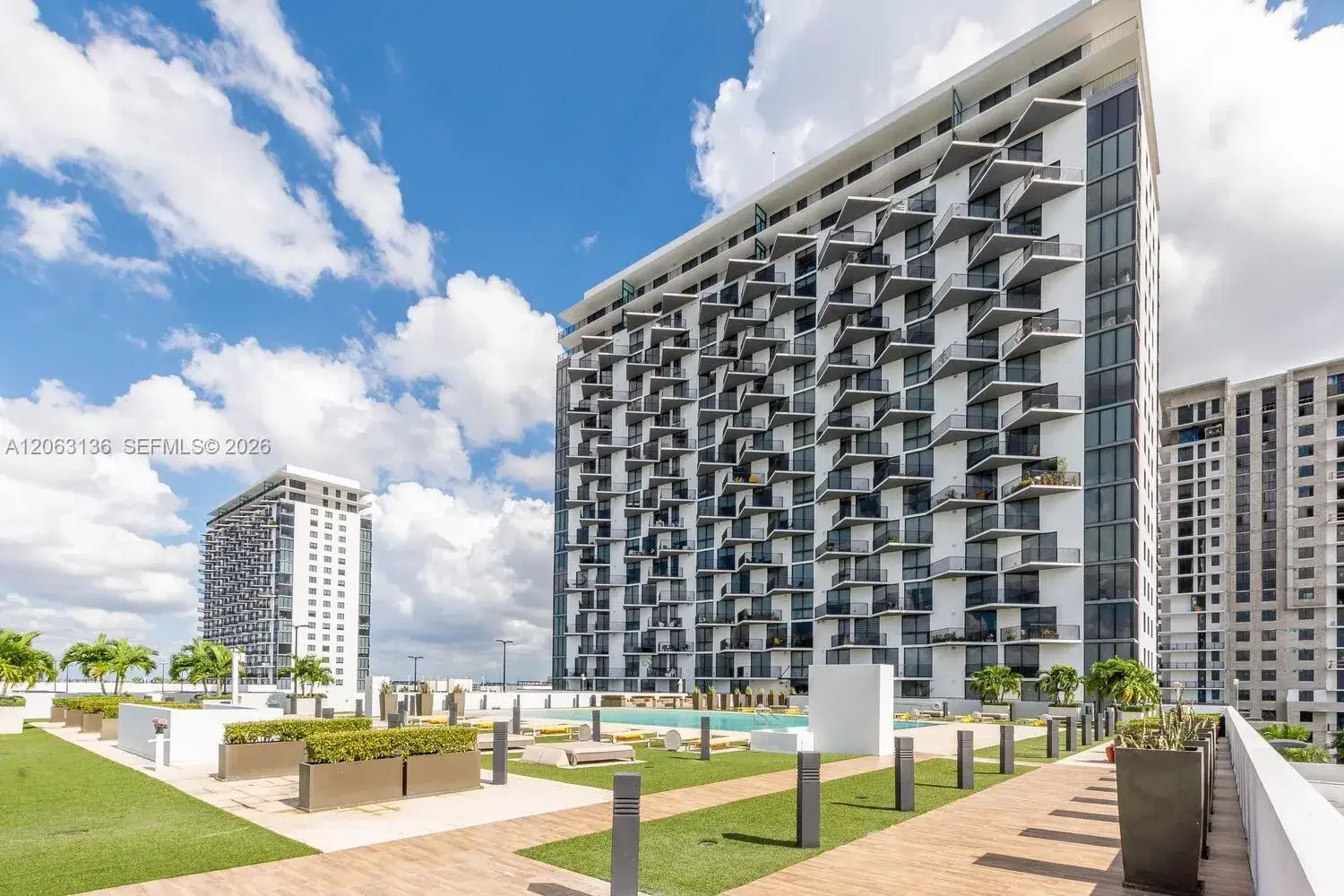 1 bedroom 1 bath Residential Lease for rent at 5300 Paseo Blvd # 1905, Doral FL 33166