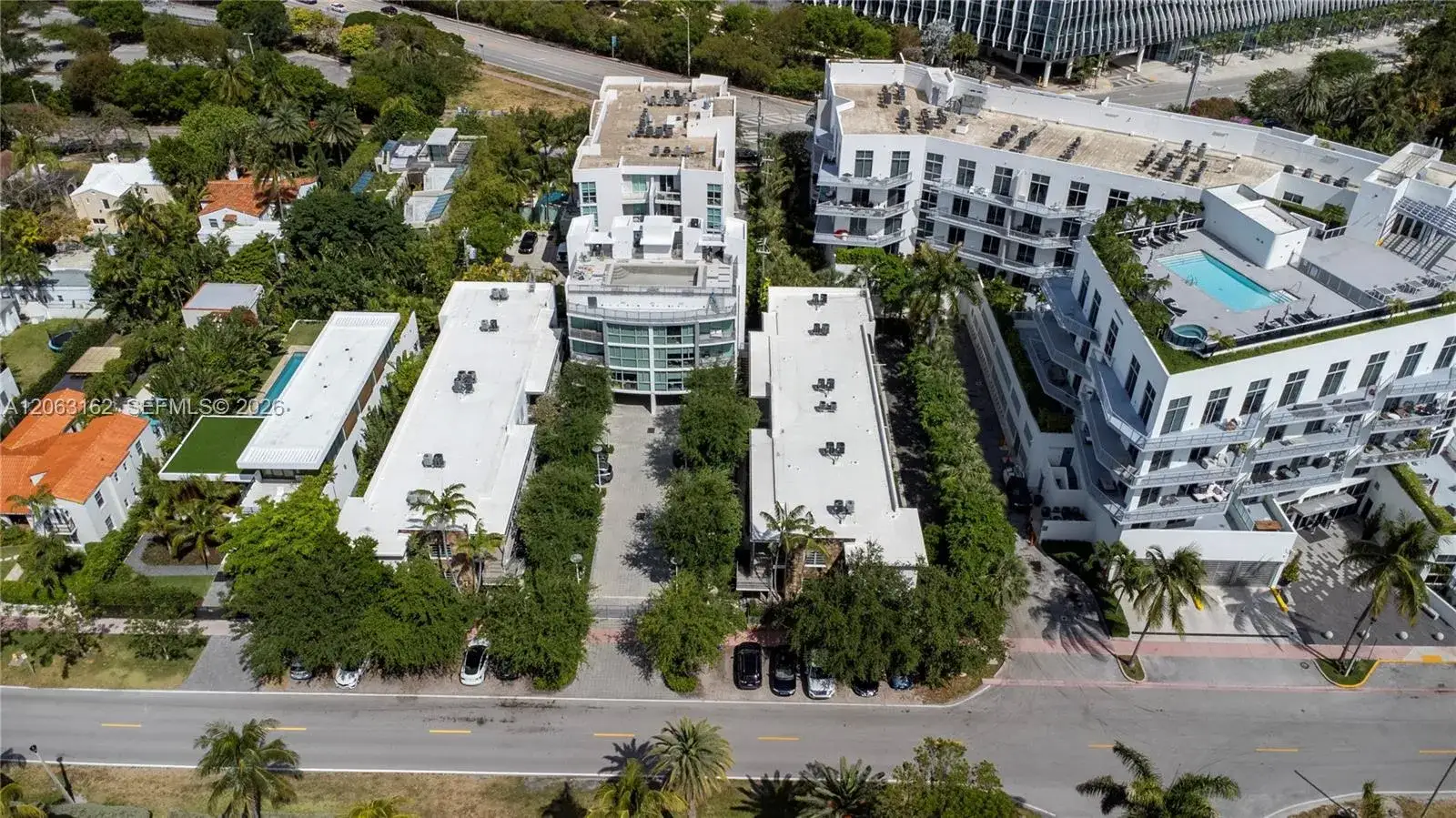 1 bedroom 1 bath Residential Lease for rent at 2031 Meridian Ave # 4, Miami Beach FL 33139