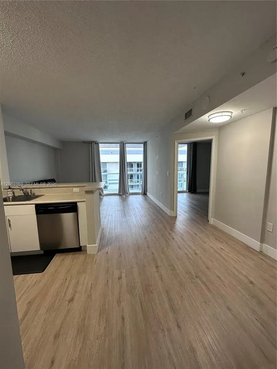 1 bedroom 1 bath Residential Lease for rent at 5077 NW 7th St, Miami FL 33126