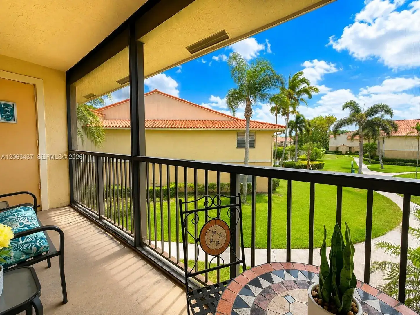 1 bedroom 1 bath Residential for sale at 1239 SW 46th Ave # 904, Pompano Beach FL 33069
