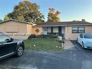 1 bedroom 1 bath Residential Lease for rent at 7824 Dilido Blvd # w, Miramar FL 33023