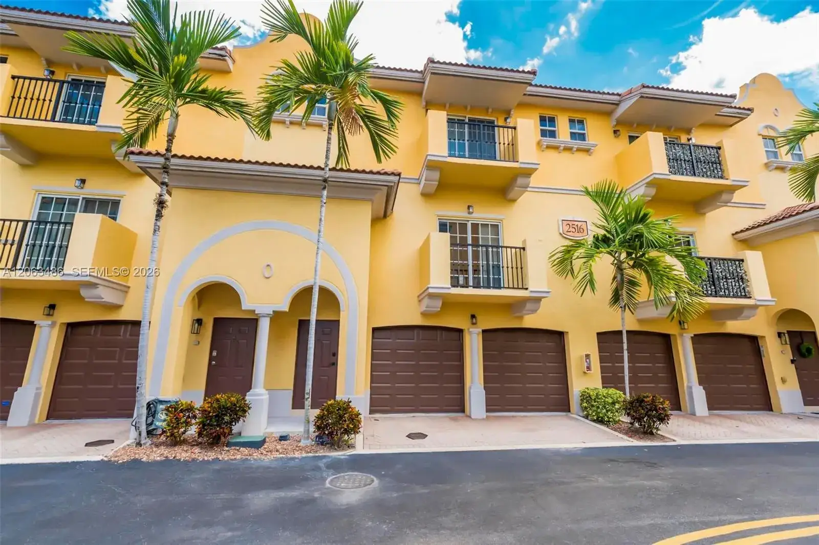 2 bedroom 2 bath Residential for sale at 2516 SW 14th Ave # 403, Fort Lauderdale FL 33315