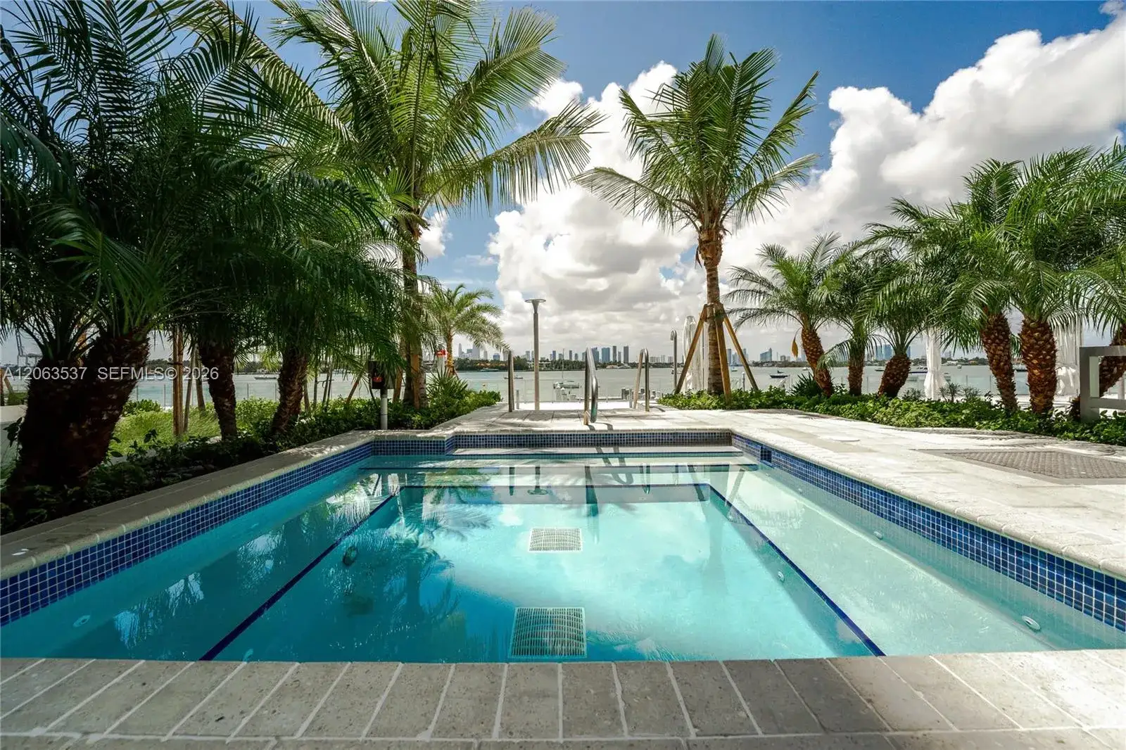 1 bath Residential Lease for rent at 1000 West Ave # 501, Miami Beach FL 33139