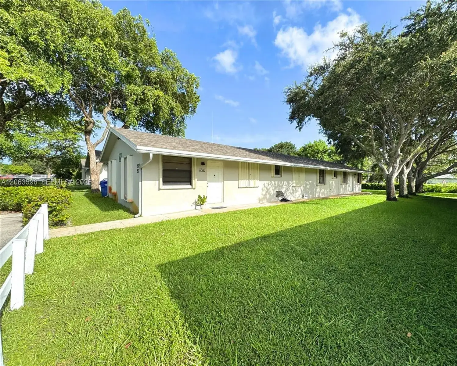 3 bedroom 2 bath Residential Lease for rent at 5637 Taft St # 5637, Hollywood FL 33021